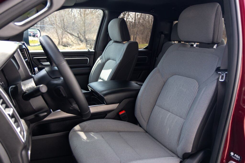 2024 Ram 1500 Big Horn/Lone Star Kenosha WI