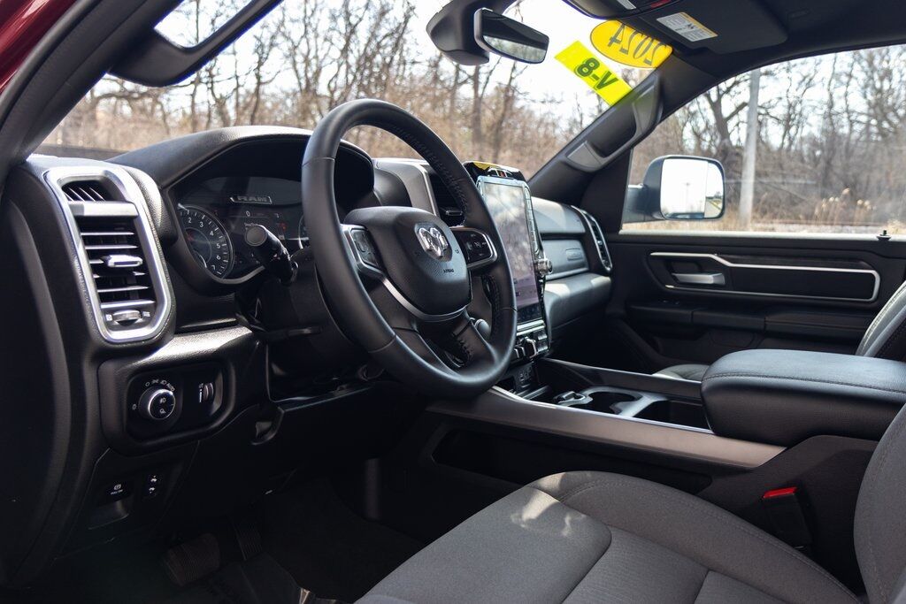 2024 Ram 1500 Big Horn/Lone Star Kenosha WI