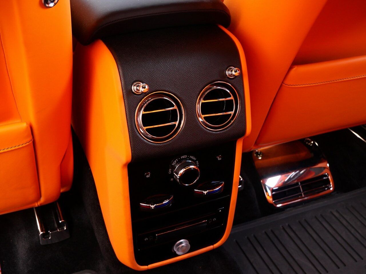 2024 Rolls-Royce Cullinan Black Badge Black Badge Lawrence KS