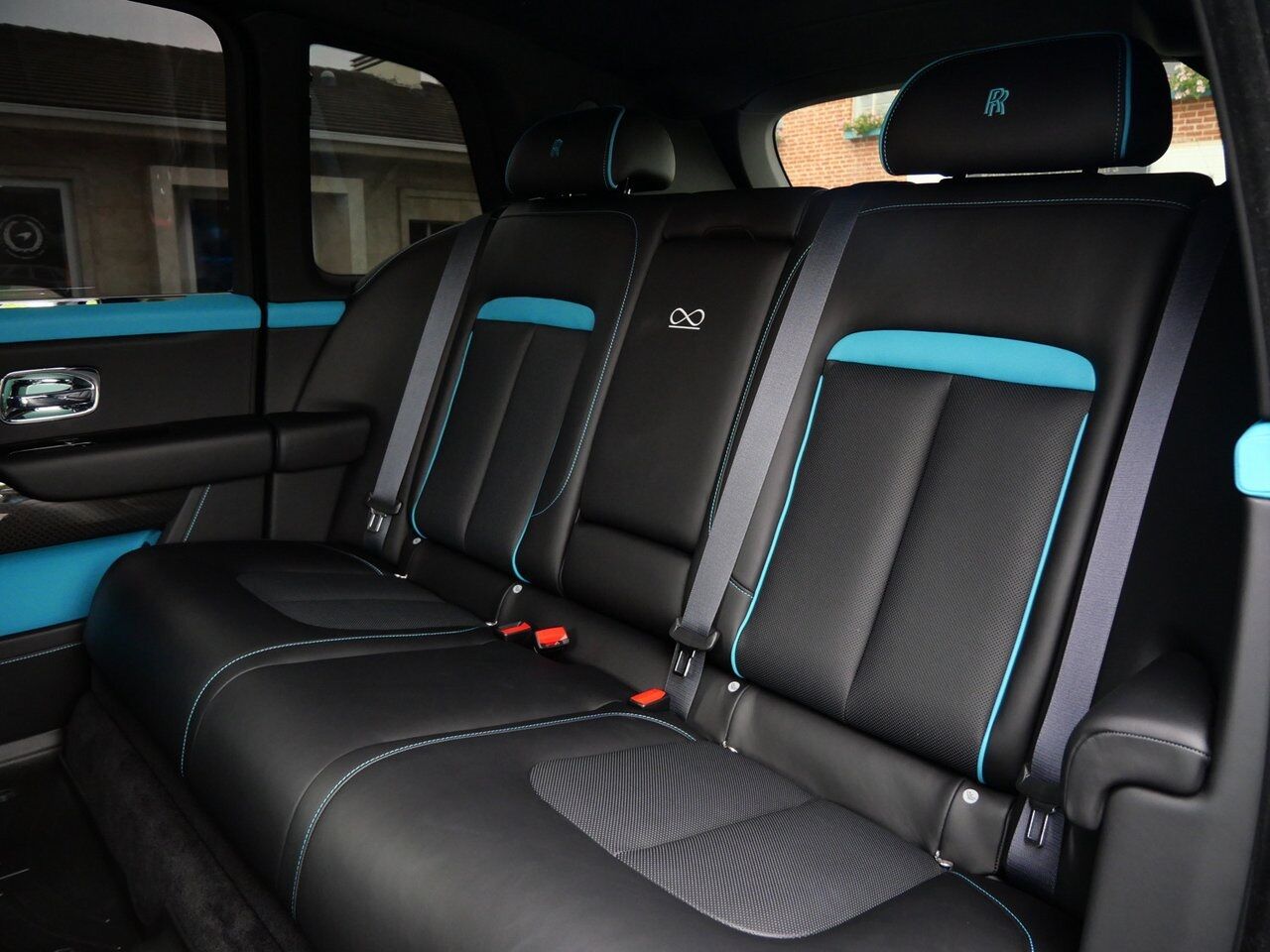 2024 Rolls-Royce Cullinan Black Badge Black Badge Lawrence KS