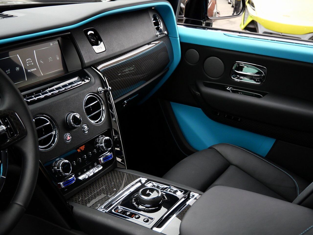 2024 Rolls-Royce Cullinan Black Badge Black Badge Lawrence KS