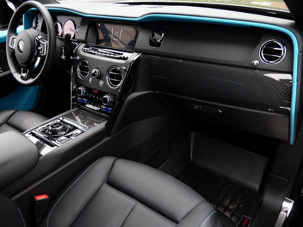 2024 Rolls-Royce Cullinan Black Badge Black Badge Lawrence KS