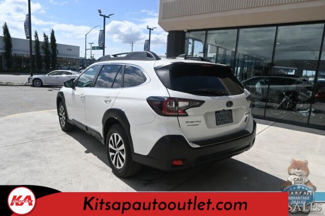 2024 Subaru Outback Premium / AWD / Eyesight Pkg / Power & Heated Cloth Seats / Navigation / Sunroof / Adaptive Cruise Control / Lane Departure & Blind Spot Alert / Apple CarPlay & Android Auto / Back Up Camera / Power Liftgate / 1-Owner Banglore