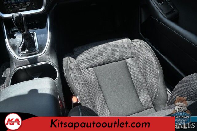2024 Subaru Outback Premium / AWD / Eyesight Pkg / Power & Heated Cloth Seats / Navigation / Sunroof / Adaptive Cruise Control / Lane Departure & Blind Spot Alert / Apple CarPlay & Android Auto / Back Up Camera / Power Liftgate / 1-Owner Banglore
