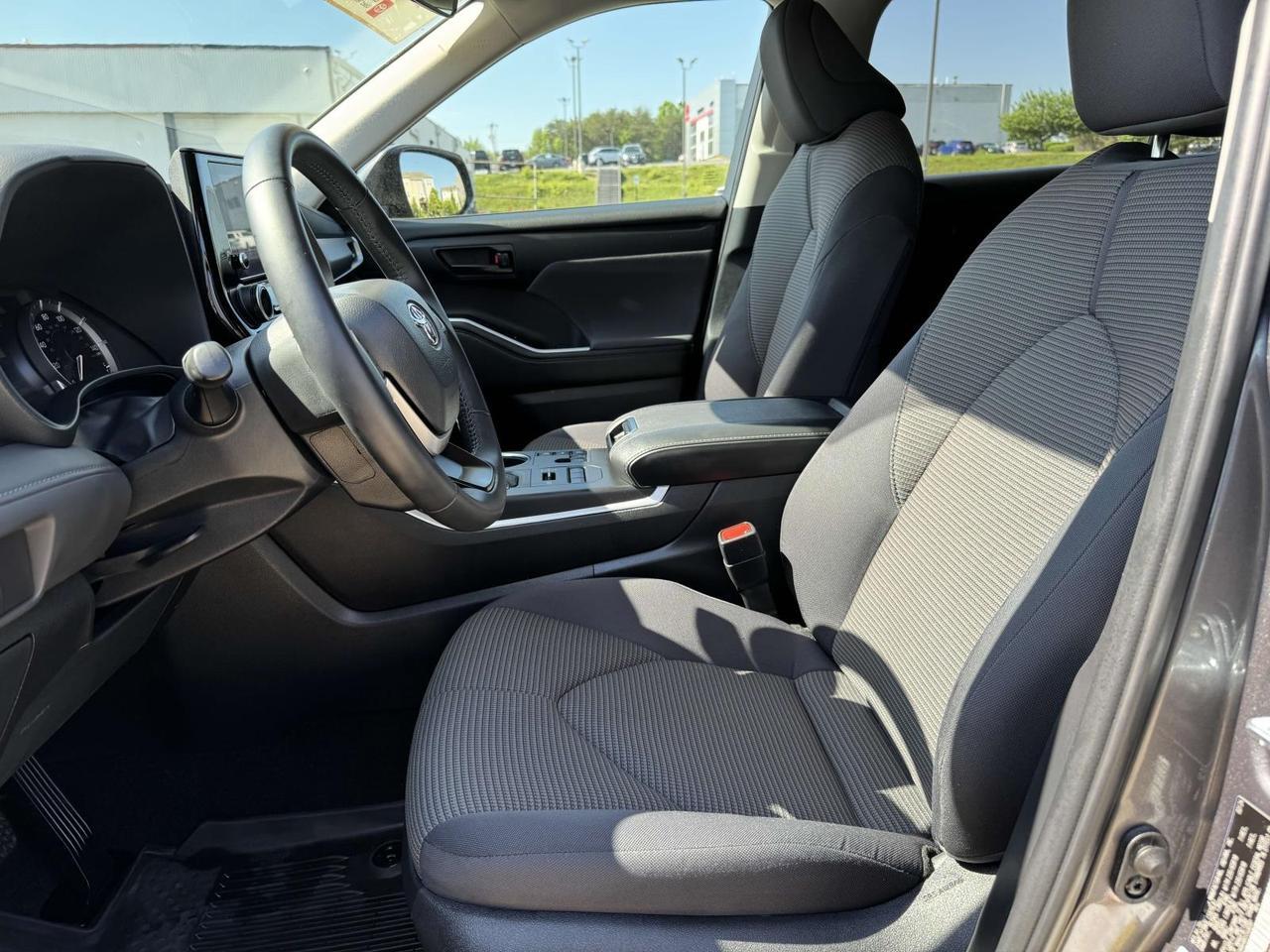 2024 Toyota Highlander LE Fredericksburg VA