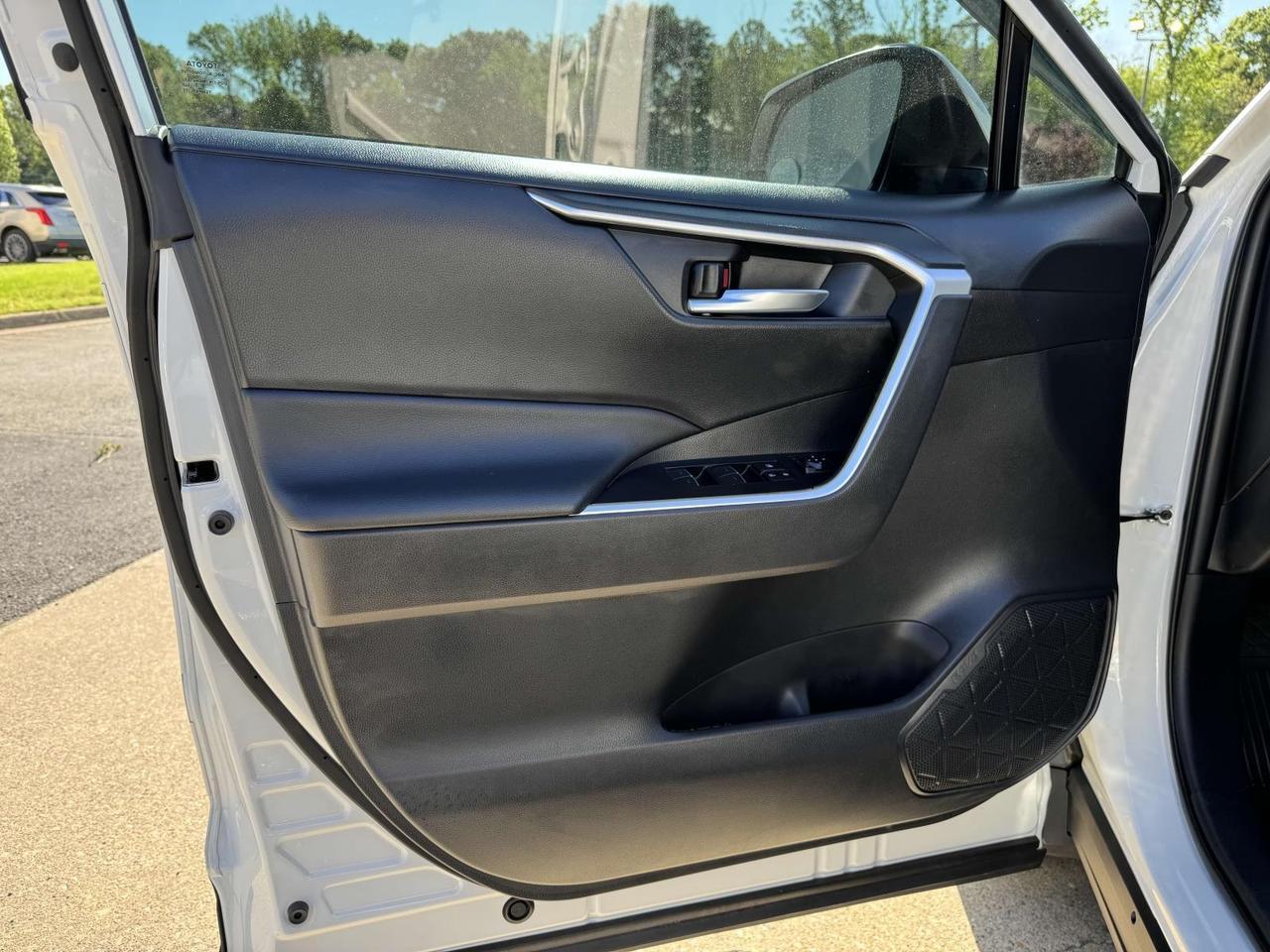 2024 Toyota RAV4 Hybrid XLE Fredericksburg VA