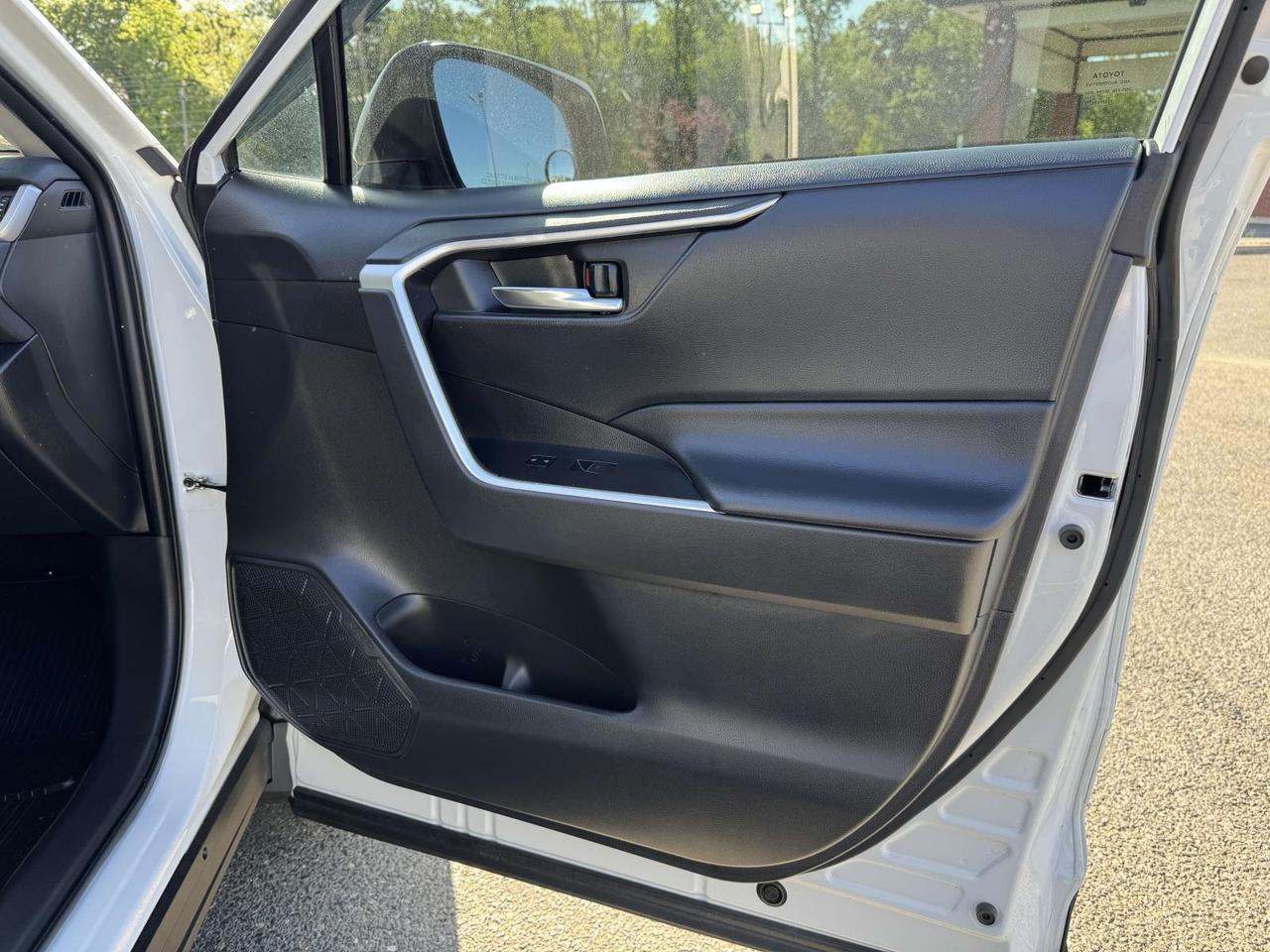 2024 Toyota RAV4 Hybrid XLE Fredericksburg VA