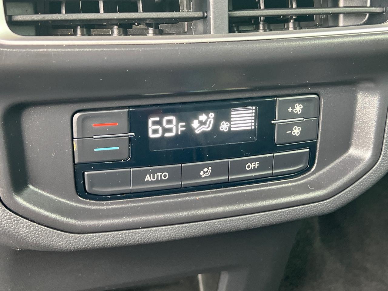 2024 Volkswagen Atlas 2.0T SE Hagerstown MD