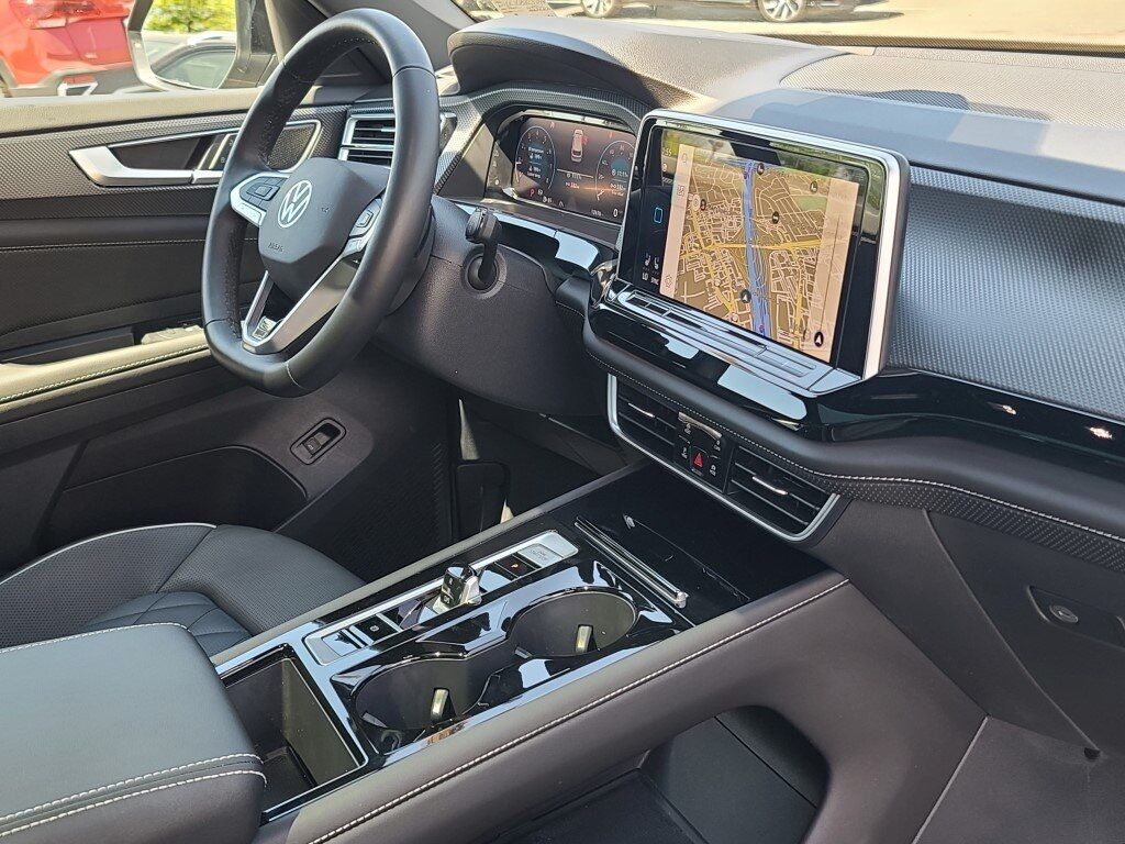 2024 Volkswagen Atlas Cross Sport 2.0T SEL Premium R-Line Springfield VA