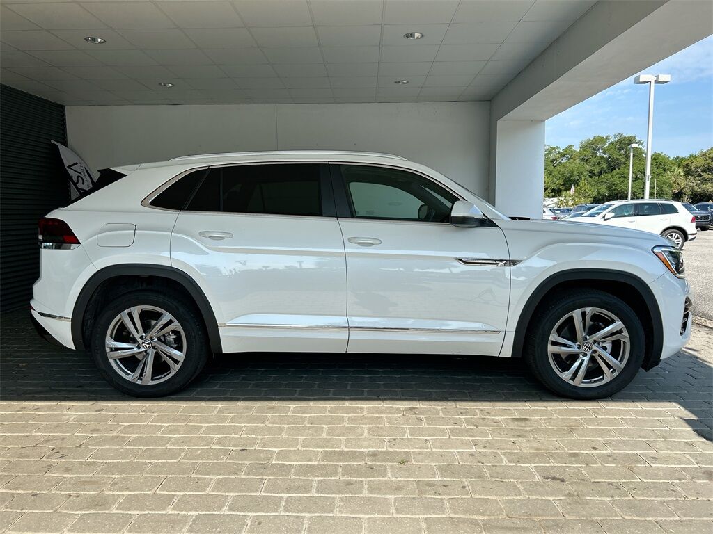 2024 Volkswagen Atlas Cross Sport 2.0T SEL R-Line Quincy MA