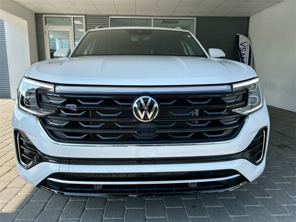 2024 Volkswagen Atlas Cross Sport 2.0T SEL R-Line Quincy MA