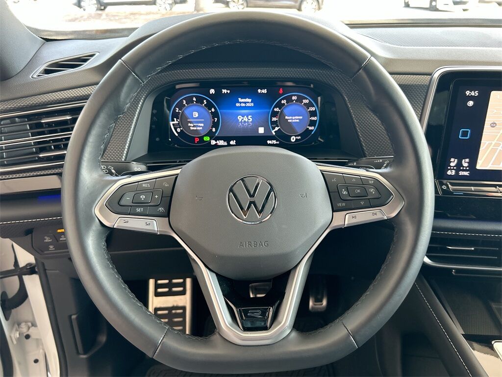 2024 Volkswagen Atlas Cross Sport 2.0T SEL R-Line Quincy MA