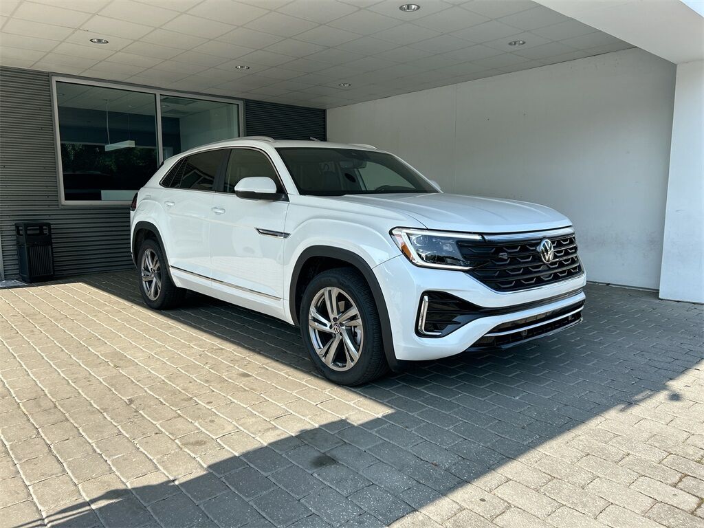 2024 Volkswagen Atlas Cross Sport 2.0T SEL R-Line Quincy MA