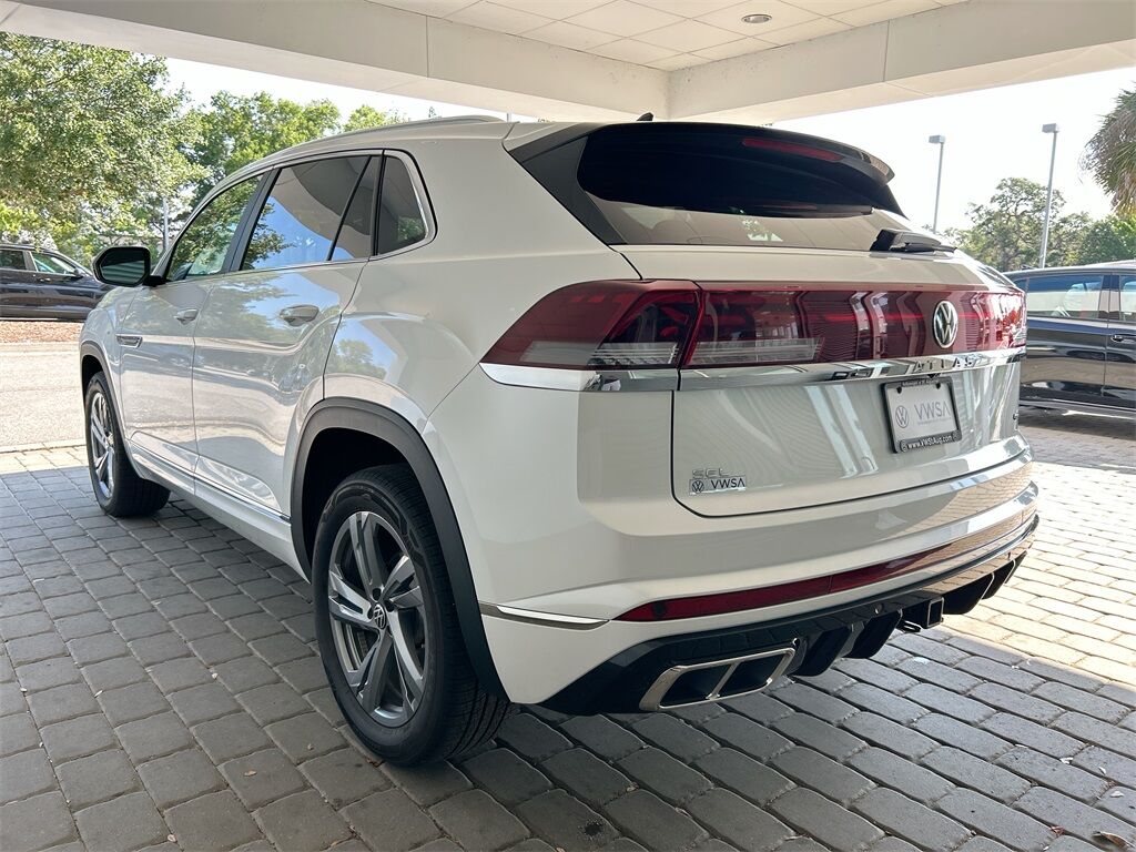 2024 Volkswagen Atlas Cross Sport 2.0T SEL R-Line Quincy MA