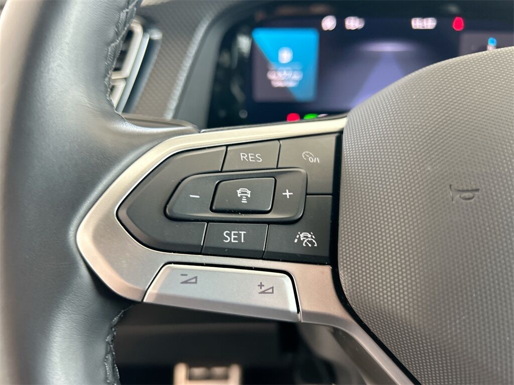 2024 Volkswagen Atlas Cross Sport 2.0T SEL R-Line Quincy MA