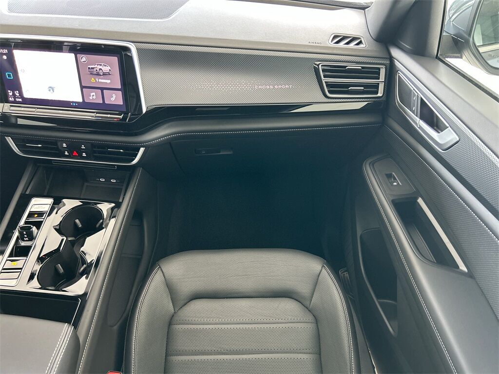 2024 Volkswagen Atlas Cross Sport 2.0T SEL R-Line Quincy MA