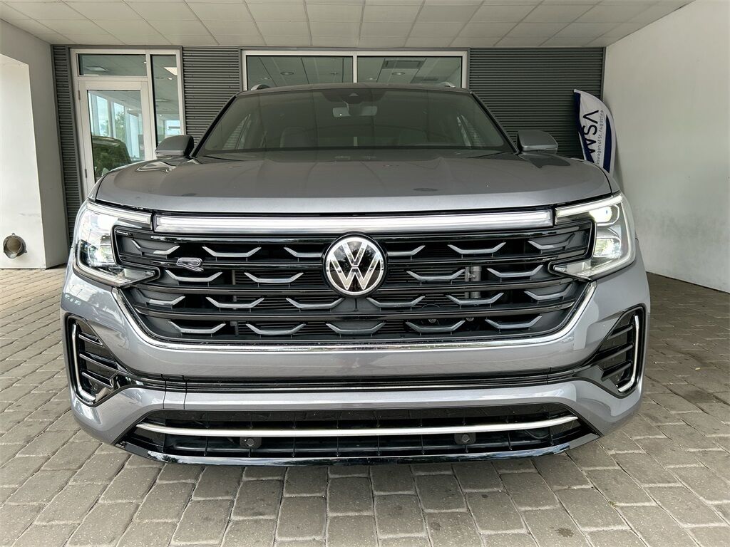 2024 Volkswagen Atlas Cross Sport 2.0T SEL R-Line Quincy MA