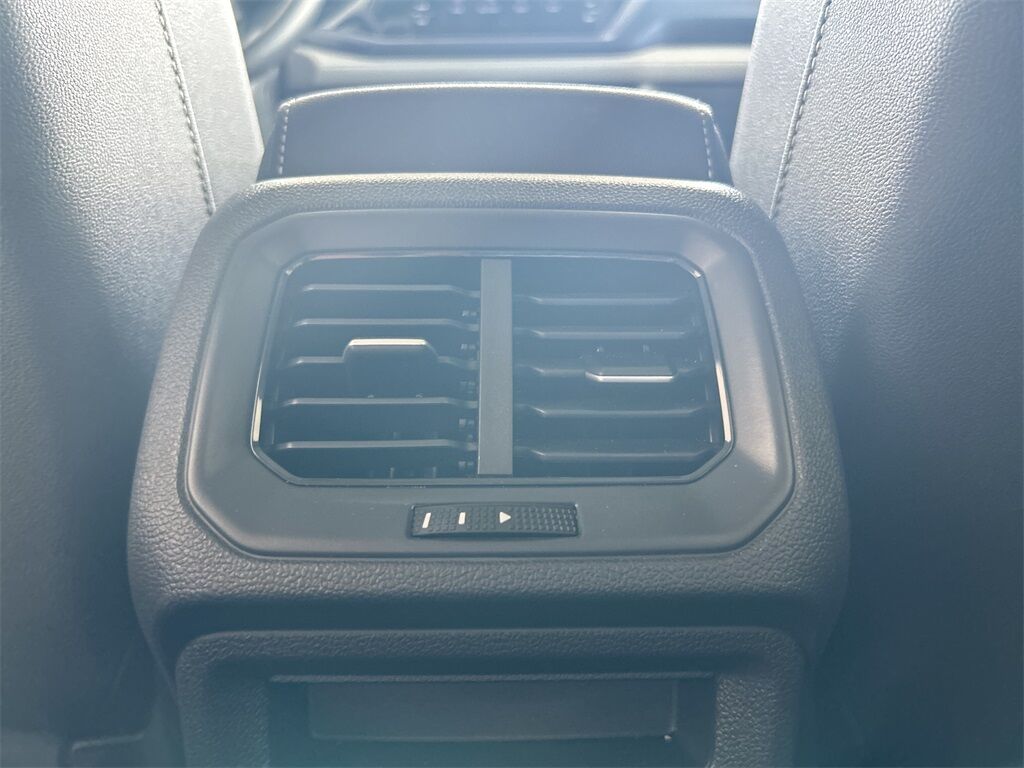 2024 Volkswagen Taos 1.5T SE Quincy MA