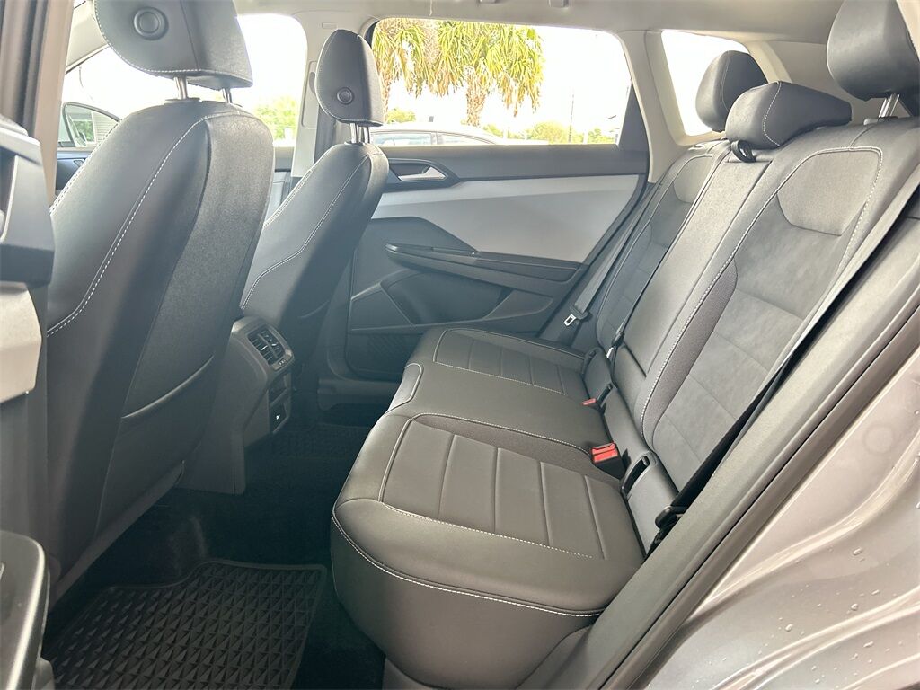 2024 Volkswagen Taos 1.5T SE Quincy MA