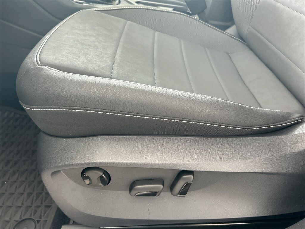 2024 Volkswagen Taos 1.5T SE Quincy MA