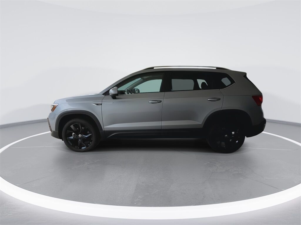 2024 Volkswagen Taos 1.5T SE Quincy MA