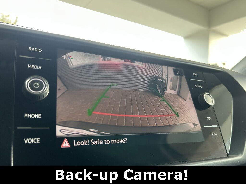 2024 Volkswagen Taos 1.5T SE Quincy MA