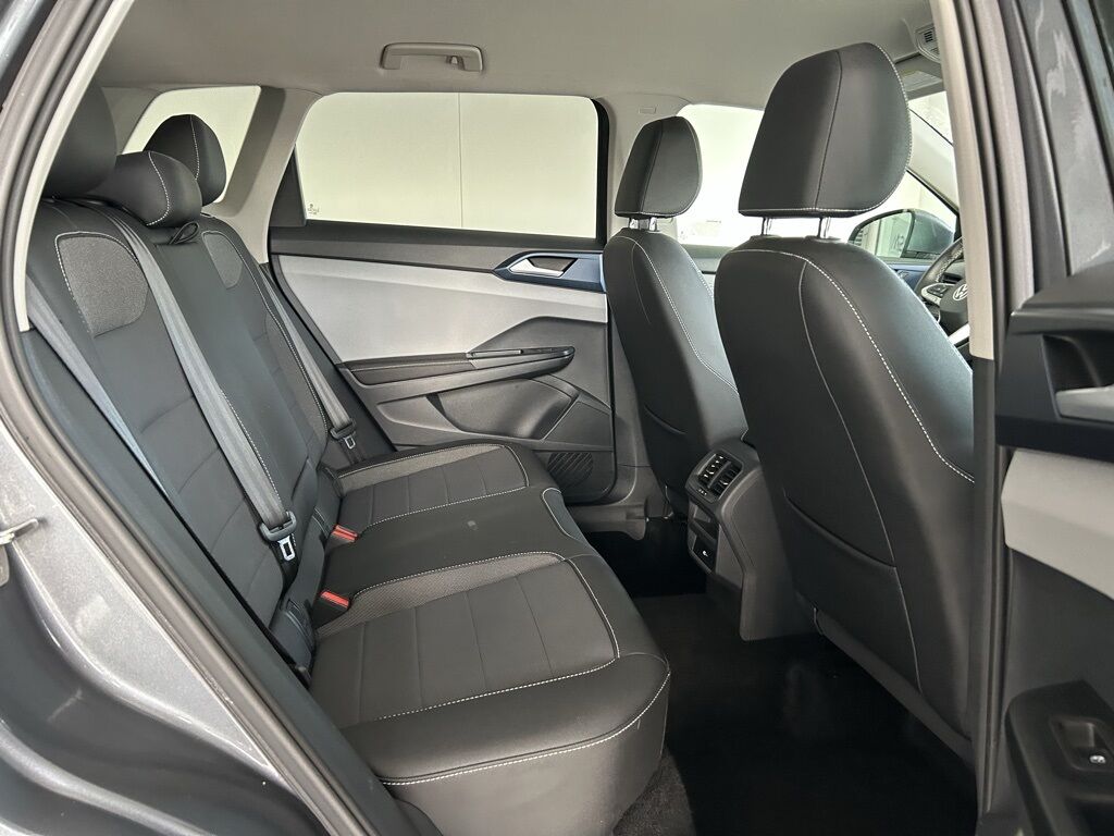 2024 Volkswagen Taos 1.5T SE Quincy MA