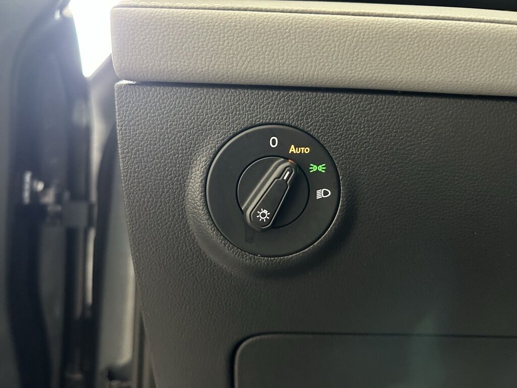 2024 Volkswagen Taos 1.5T SE Quincy MA