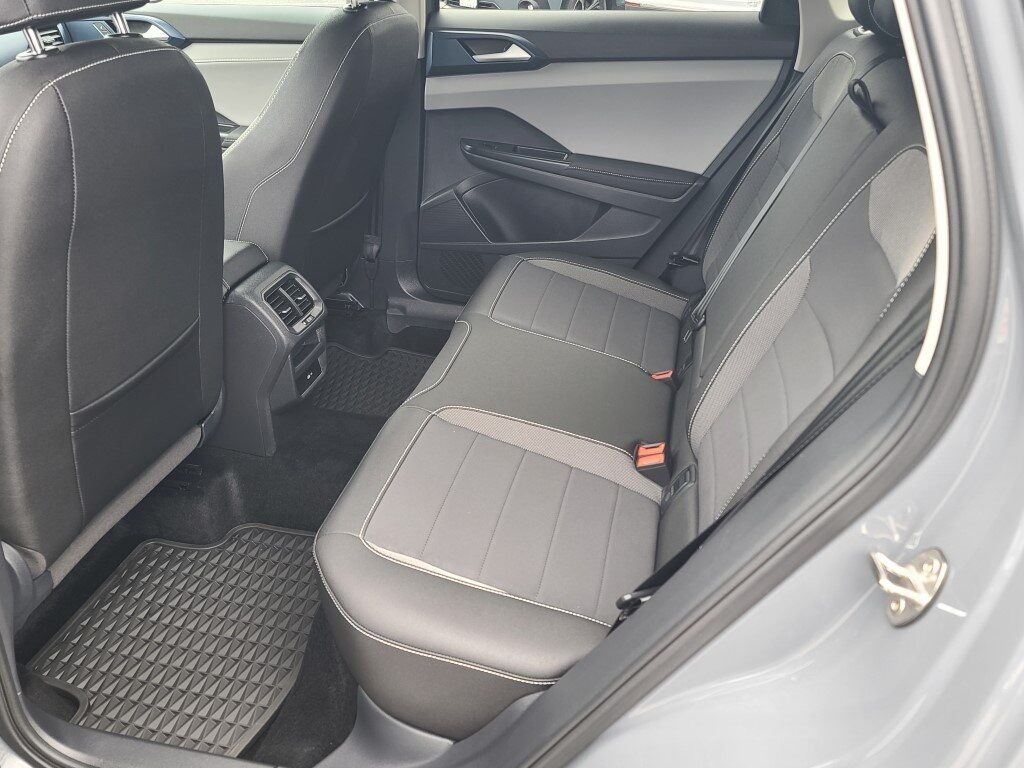 2024 Volkswagen Taos 1.5T SE Springfield VA