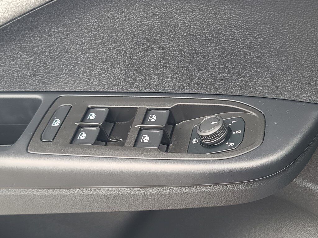 2024 Volkswagen Taos 1.5T SE Springfield VA