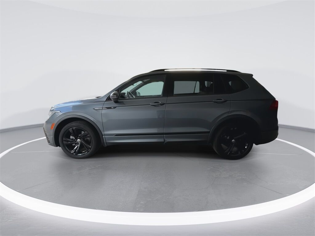2024 Volkswagen Tiguan 2.0T SE R-Line Black Quincy MA