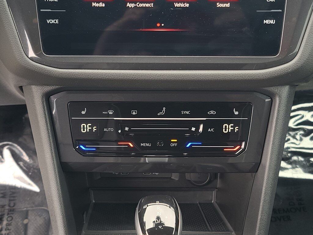 2024 Volkswagen Tiguan 2.0T SE R-Line Black Springfield VA