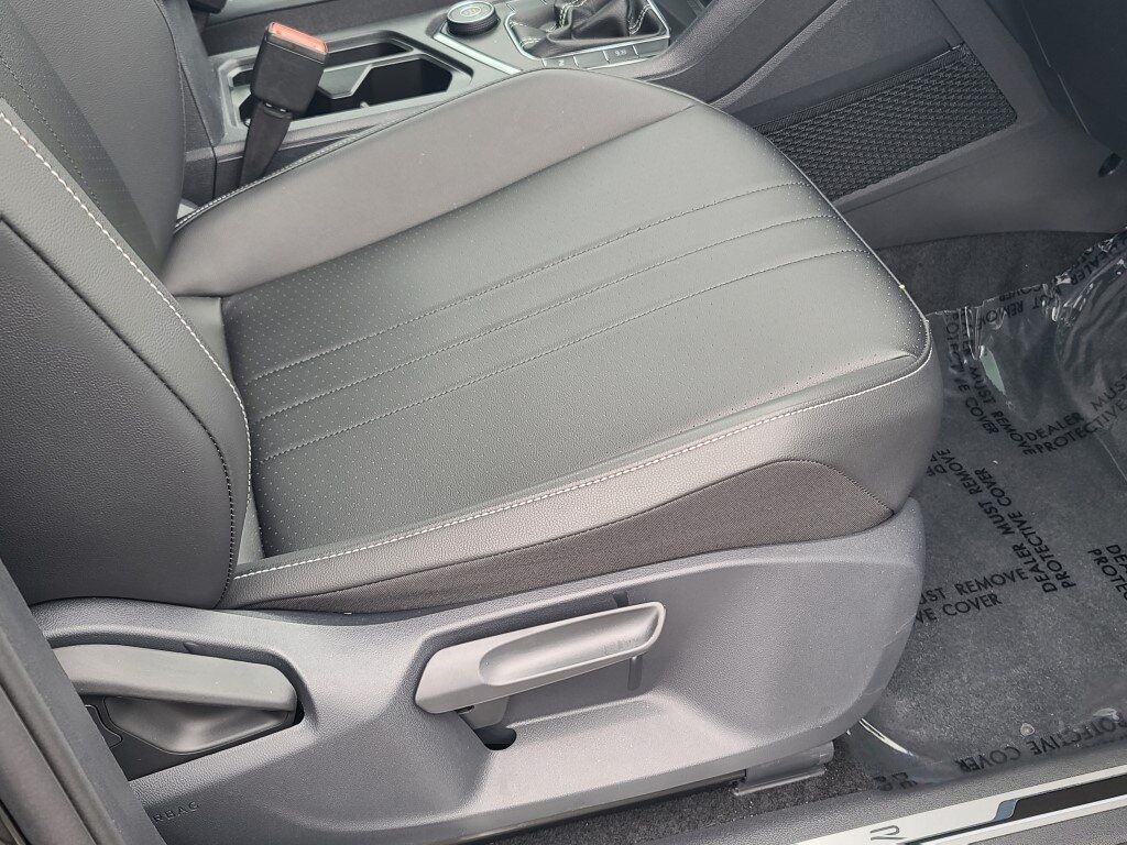 2024 Volkswagen Tiguan 2.0T SE R-Line Black Springfield VA