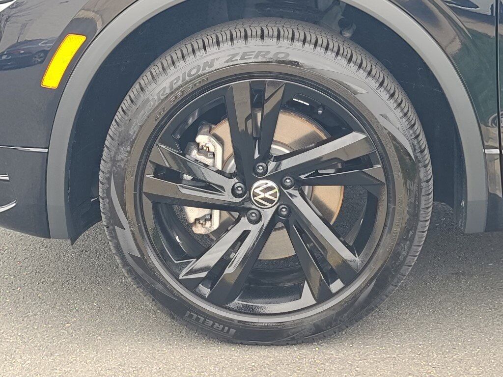 2024 Volkswagen Tiguan 2.0T SE R-Line Black Springfield VA