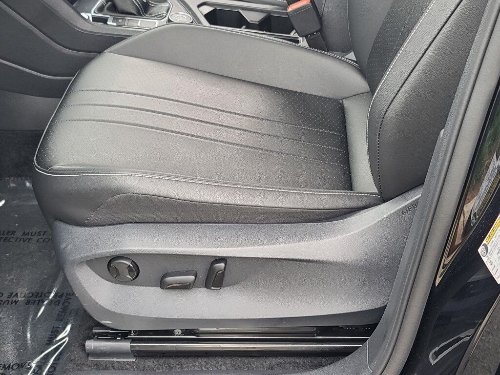 2024 Volkswagen Tiguan 2.0T SE R-Line Black Springfield VA