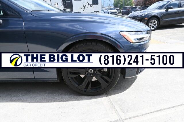2024 Volvo S60 Ultimate Dark Theme / AWD / Climate Pkg / Front & Rear Heated Leather Seats / Heated Steering Wheel / Panoramic Sunroof / Harman Kardon Speakers / Adaptive Cruise / Lane Depart & Blind Spot / 1-Owner Banglore