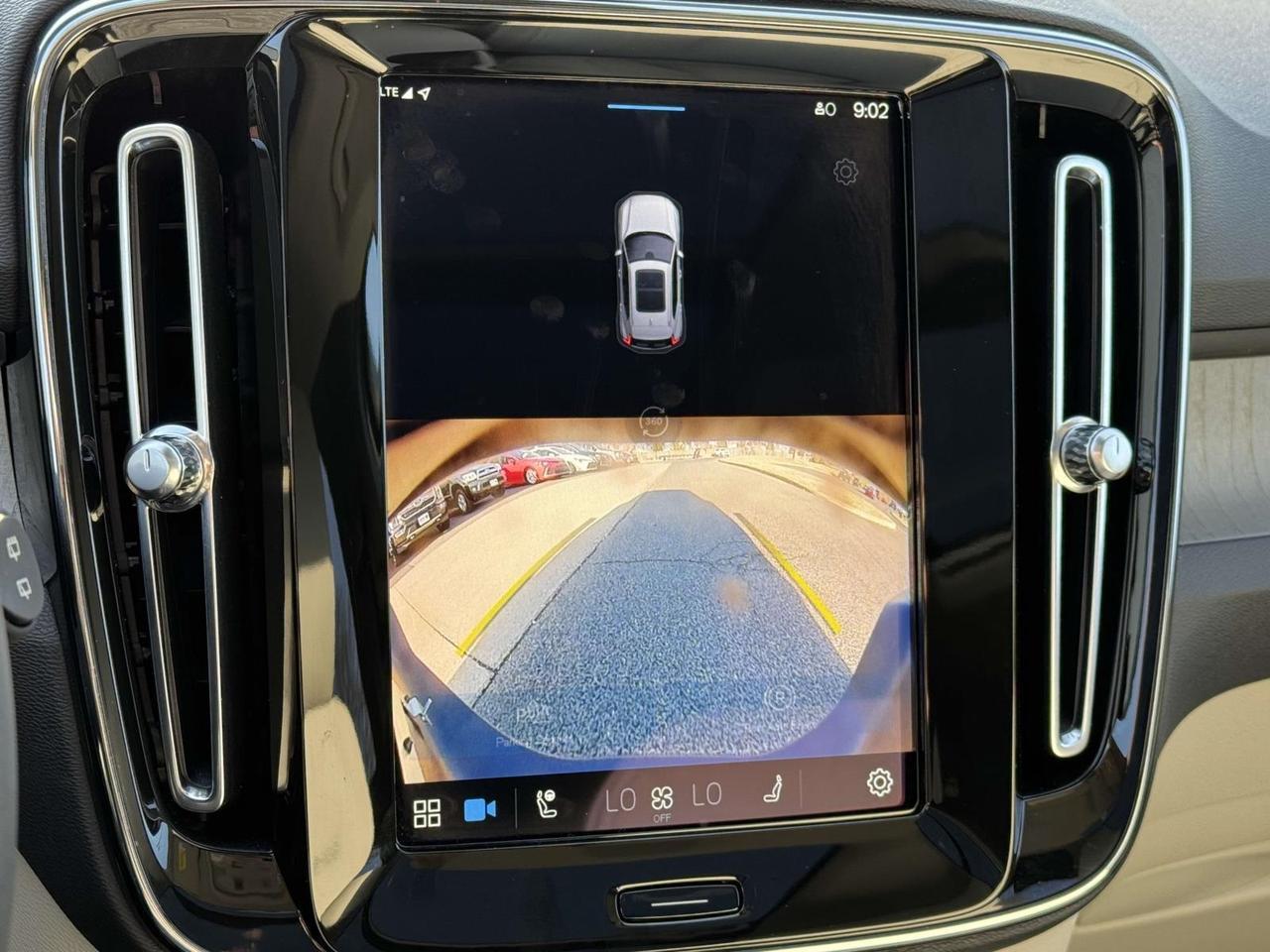 2024 Volvo XC40 Ultimate Fredericksburg VA