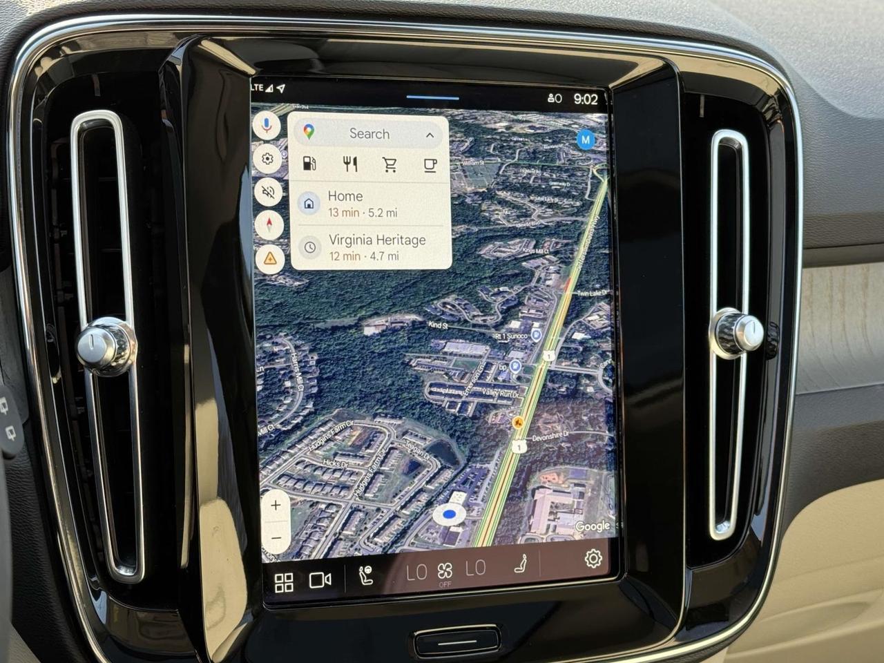 2024 Volvo XC40 Ultimate Fredericksburg VA