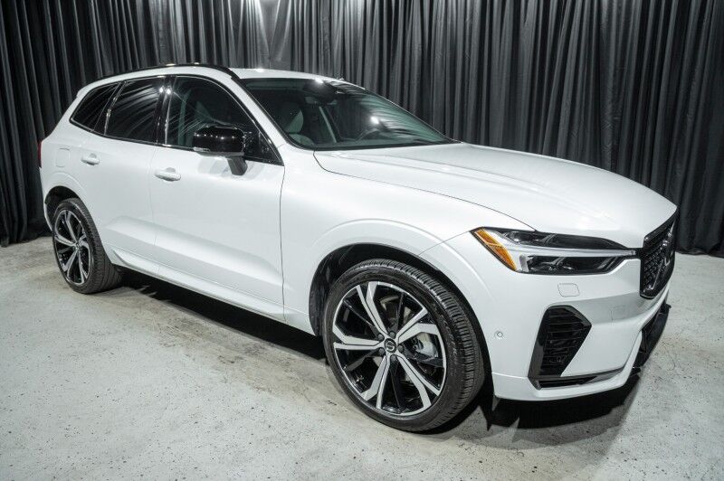 2024 Volvo XC60 Recharge Plug-In Hybrid Ultimate Dark Theme Peoria AZ