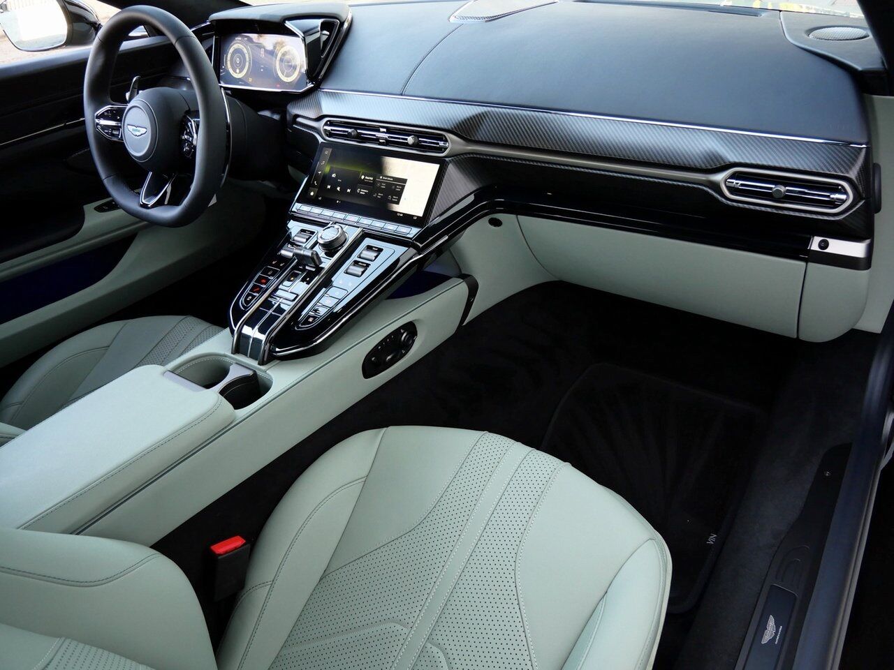 2025 Aston Martin Vantage Lawrence KS