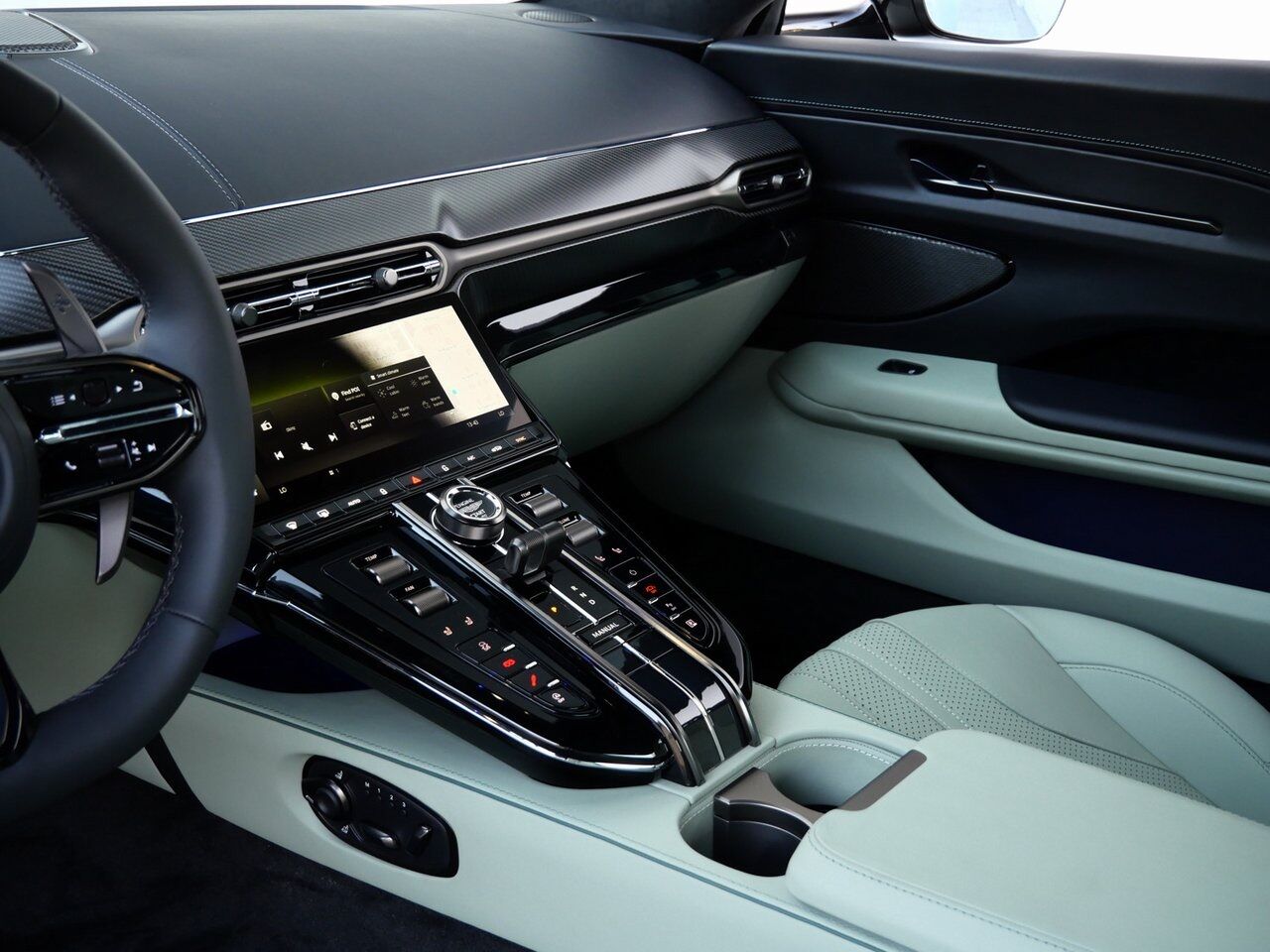 2025 Aston Martin Vantage Lawrence KS