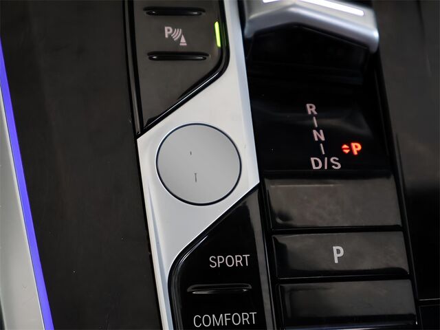 2025 BMW X5 xDrive40i Merriam KS