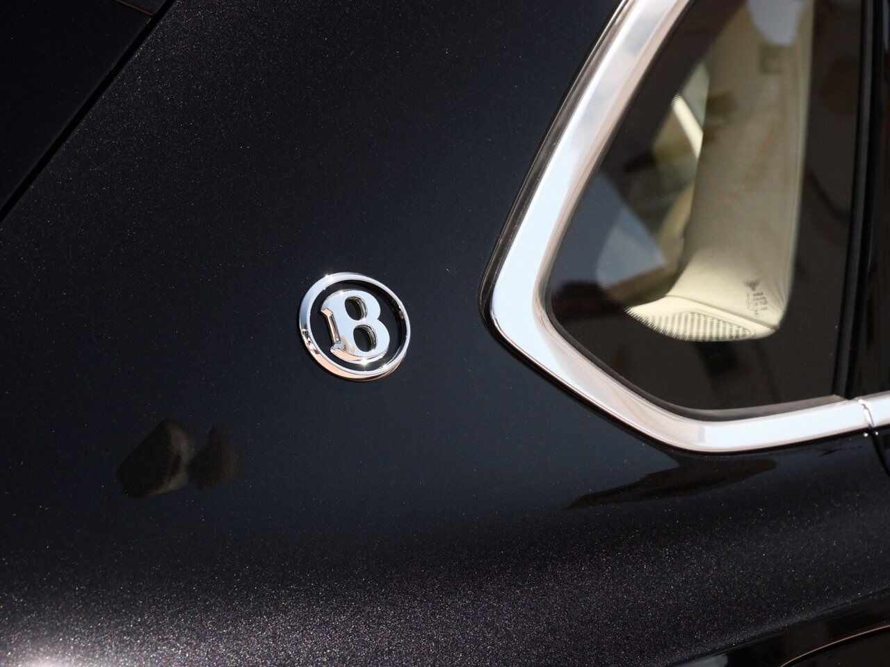 2025 Bentley Bentayga EWB Lawrence KS