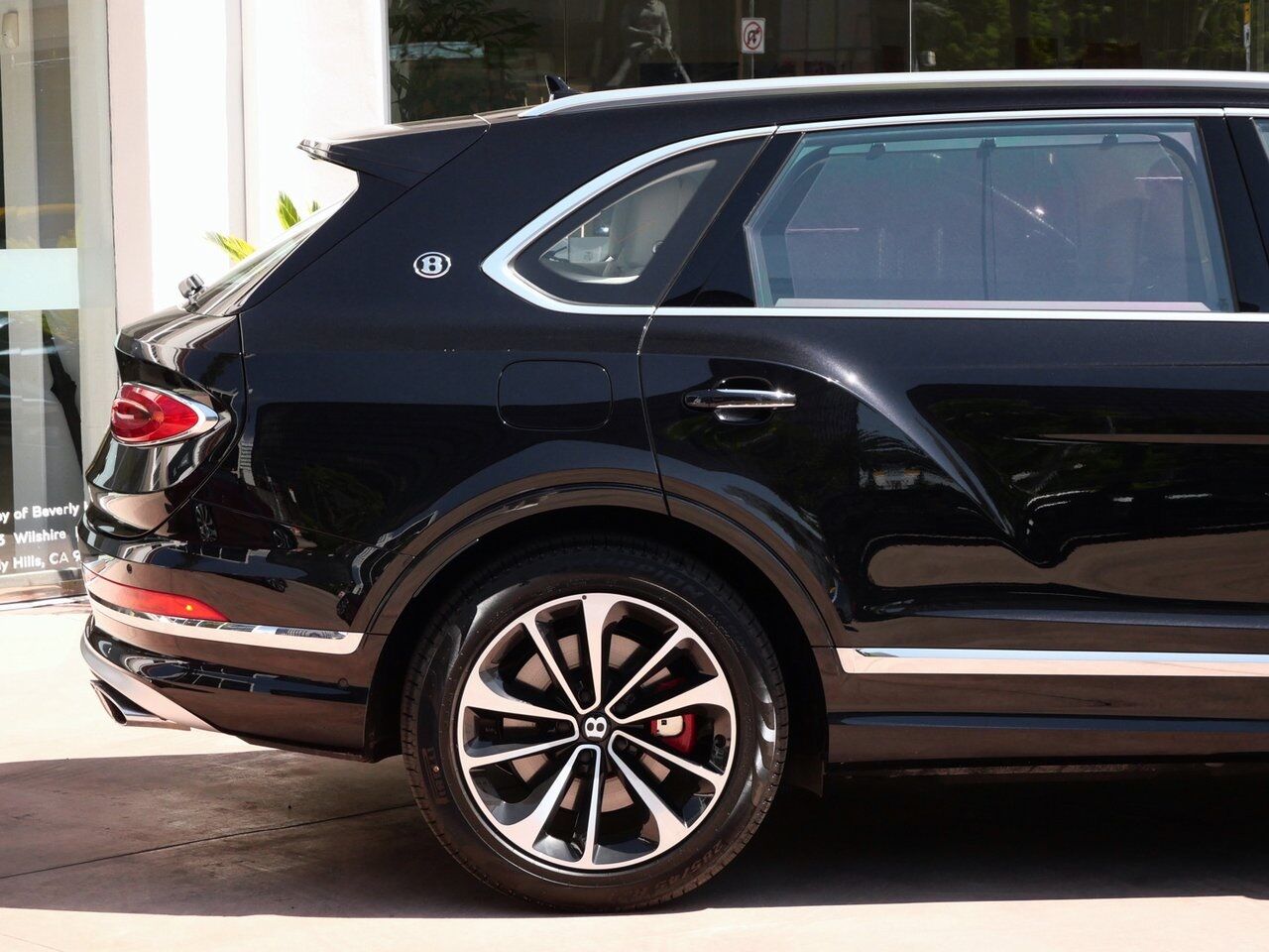2025 Bentley Bentayga EWB Lawrence KS