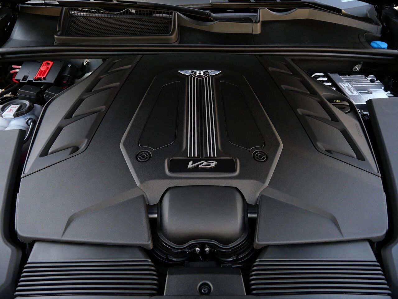 2025 Bentley Bentayga EWB Lawrence KS