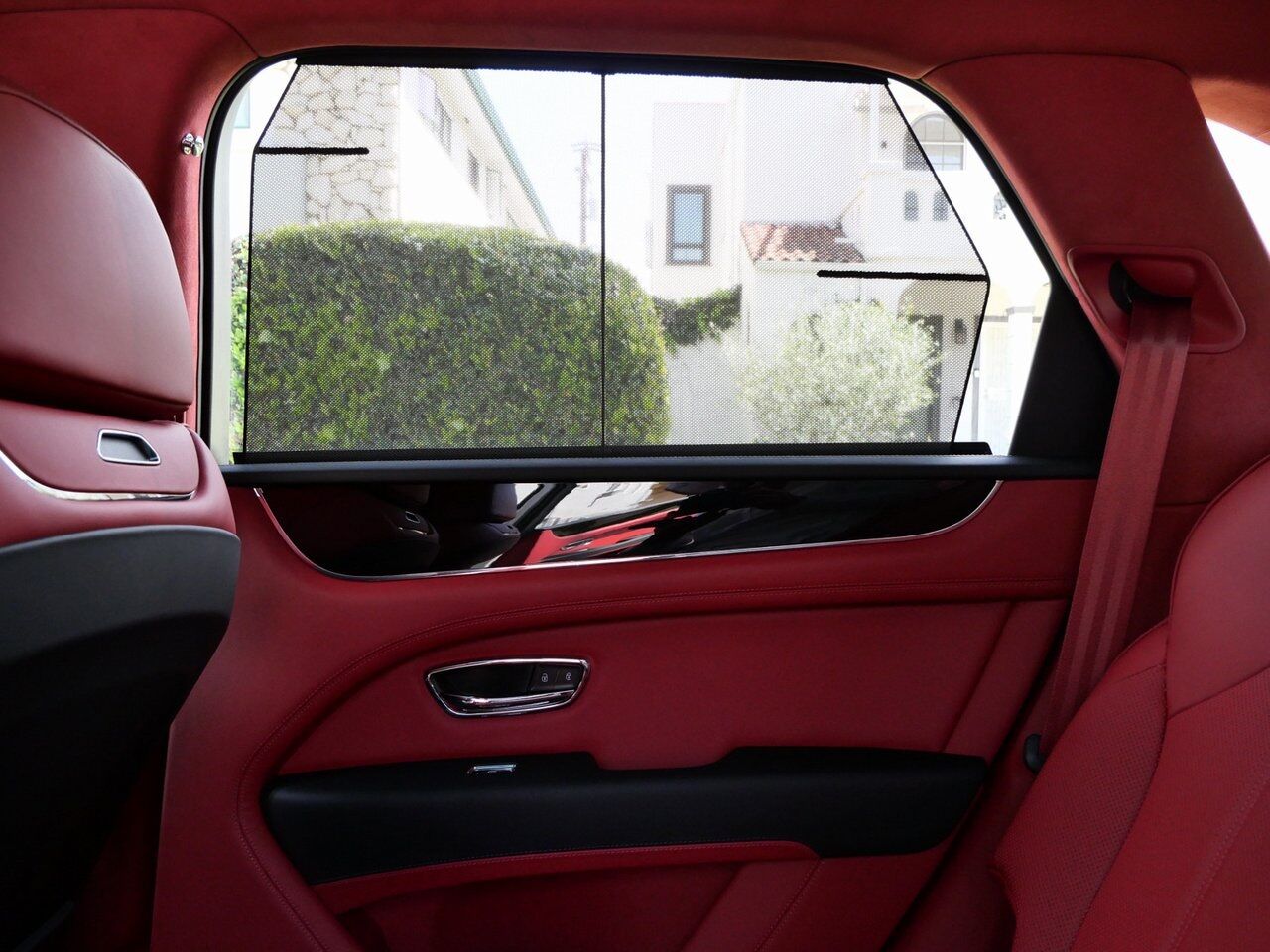 2025 Bentley Bentayga V8 Lawrence KS