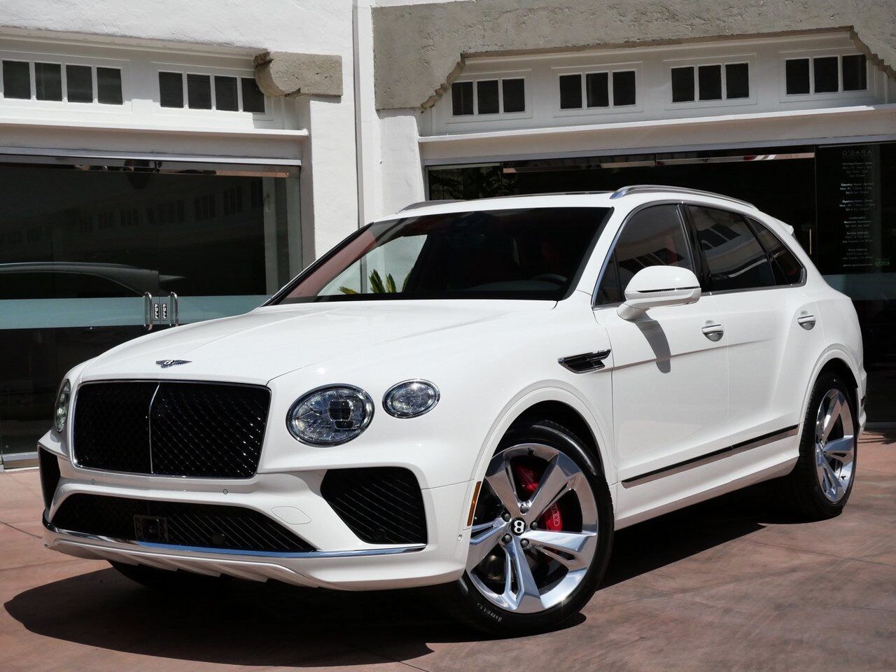 2025 Bentley Bentayga V8 Lawrence KS