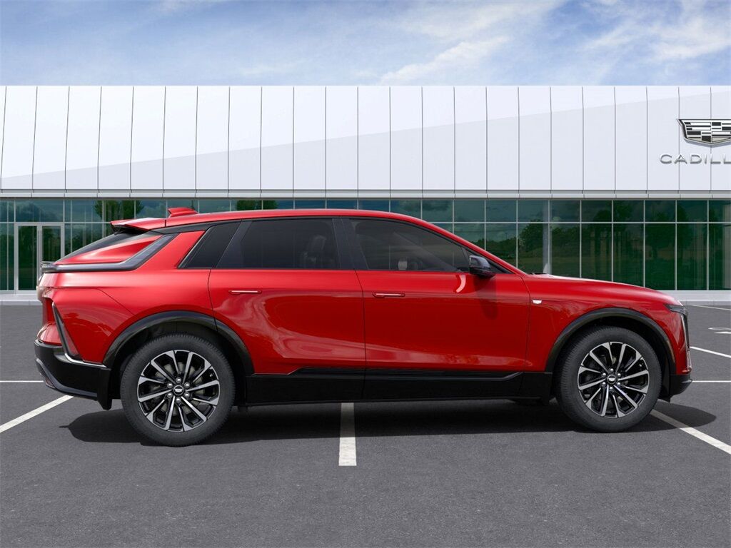 2025 Cadillac LYRIQ Sport Manitowoc WI