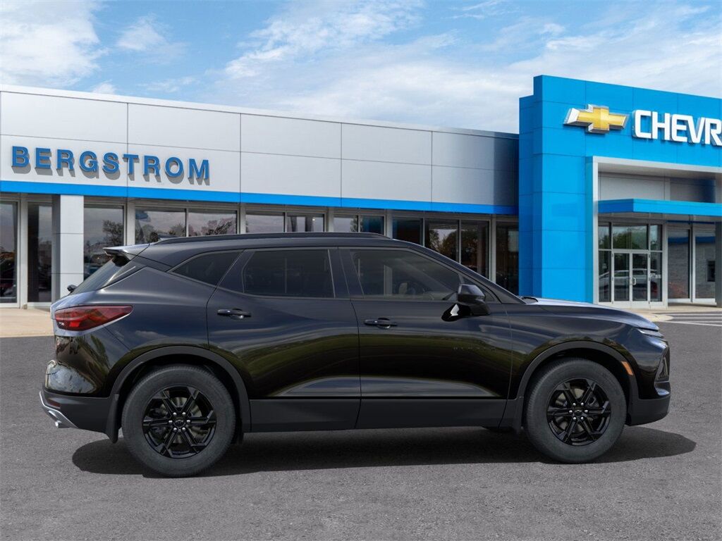 2025 Chevrolet Blazer LT Green Bay WI