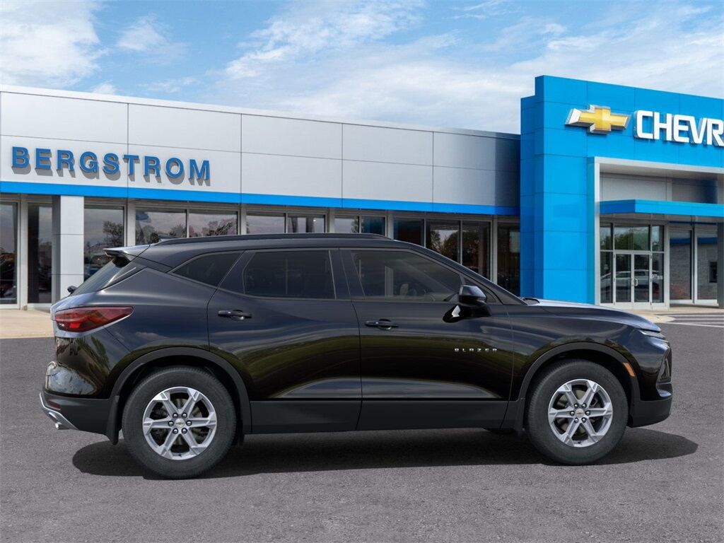 2025 Chevrolet Blazer LT Green Bay WI